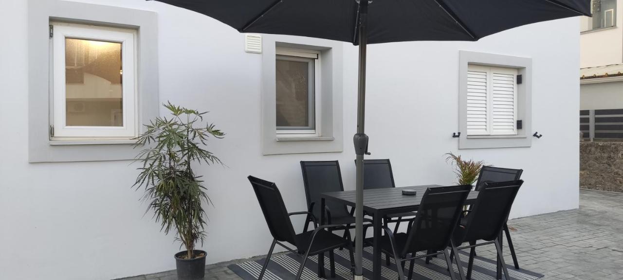 White Rose Apartment Potamos  Ngoại thất bức ảnh