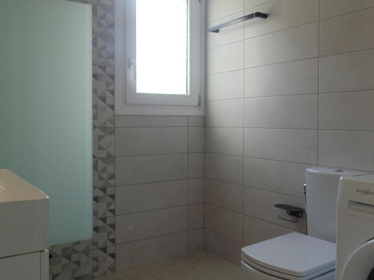 White Rose Apartment Potamos  Ngoại thất bức ảnh
