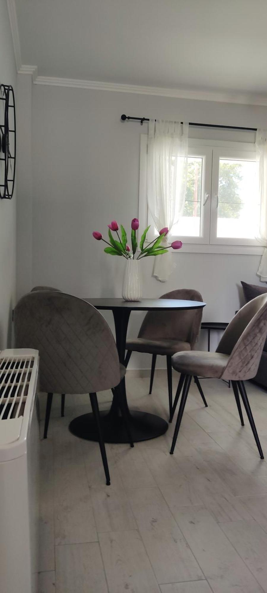 White Rose Apartment Potamos  Ngoại thất bức ảnh